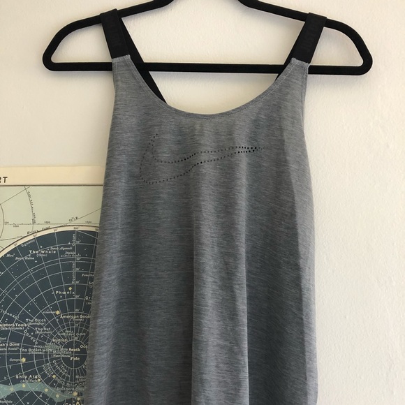 Nike Tops - NIKE racer back elastic tank top